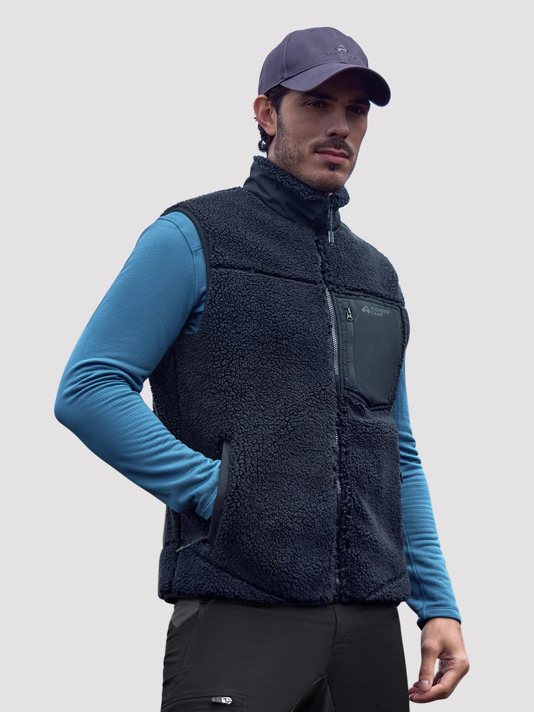 Men's High-Density Sherpa Full-Zip Fleece Vest PIONEER CAMP