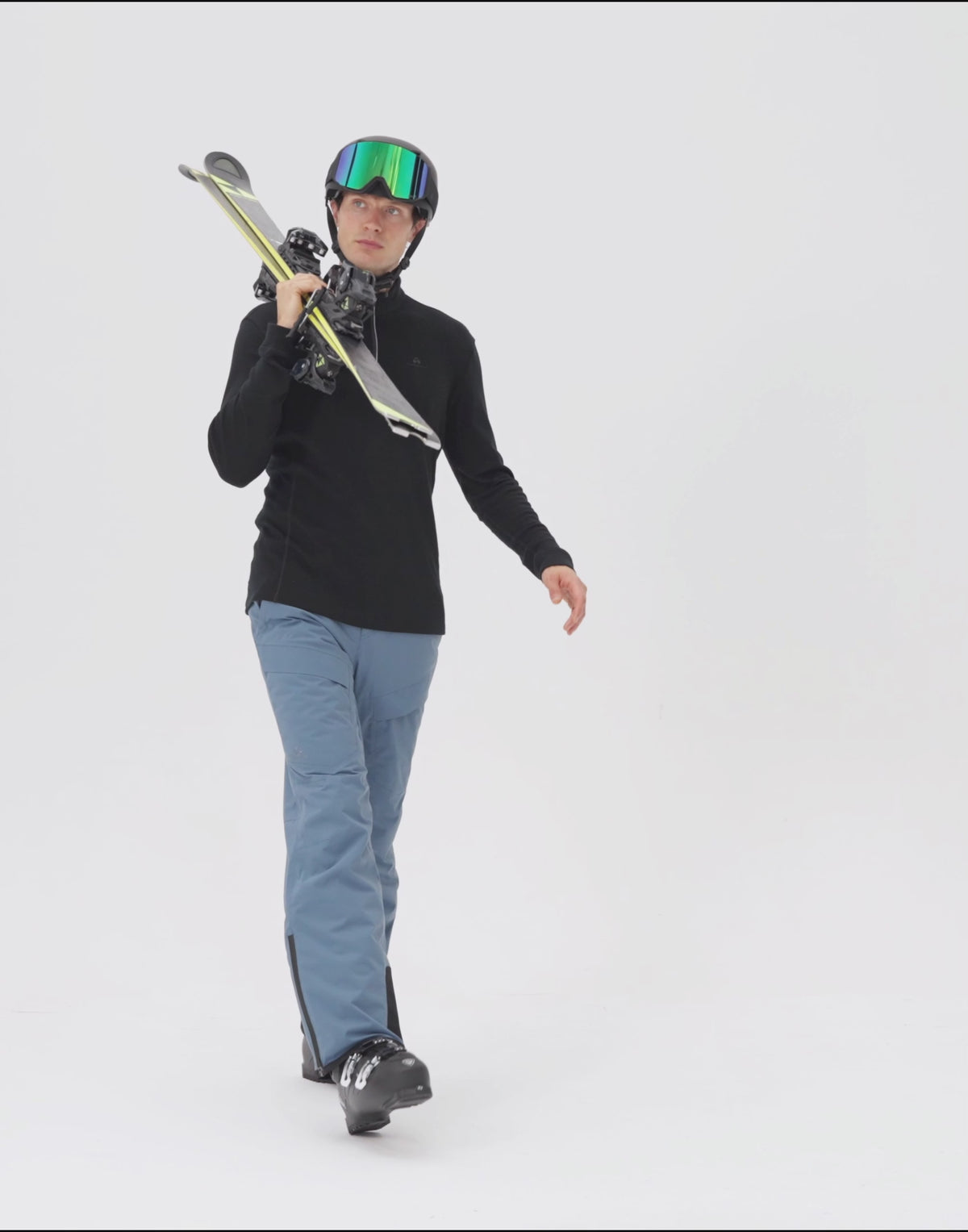 Load video: Men's 250 GSM Merino Wool Half-Zip Mock Neck Top